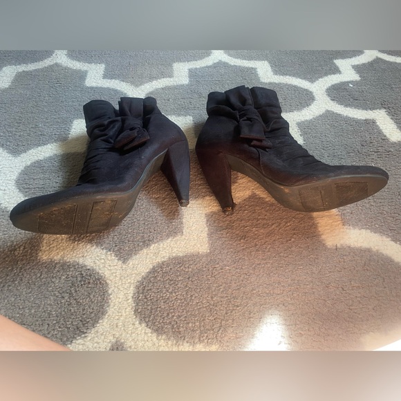 Mossimo Heeled Ankle Booties - Picture 5 of 12